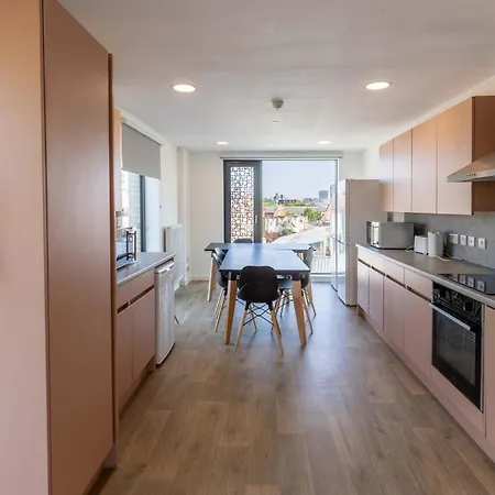 Ensuite In * Bristol